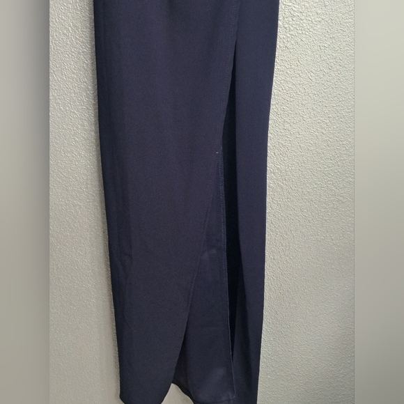 NWT Windsor Formal/Prom Gown With Thigh High Side Split  Size M - Picture 5 of 9